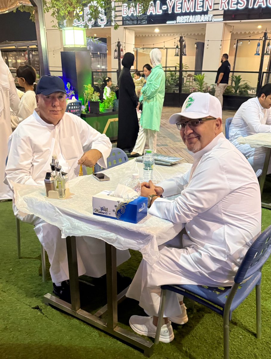 مساء الخير والاحساس والطيبة من المباركية 🌹