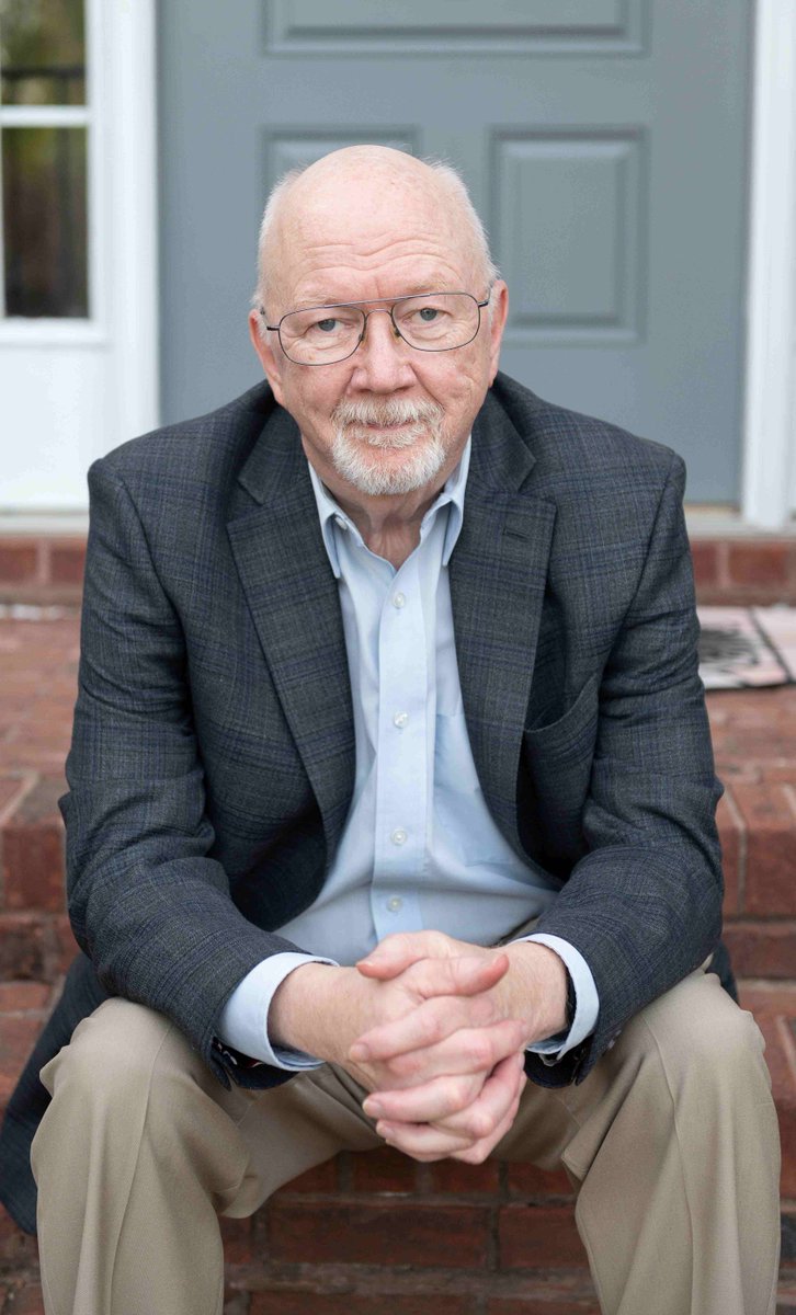 Thanks to the @wineandcrimepod for shouting out <a href="/chuckstorla/">Chuck Storla</a>'s🚪MURDER TWO DOORS DOWN🚪! This hilarious whodunit mystery is perfect for readers who loved EVERYONE ON THIS TRAIN IS A SUSPECT and is out now.

loom.ly/NUTPKzI