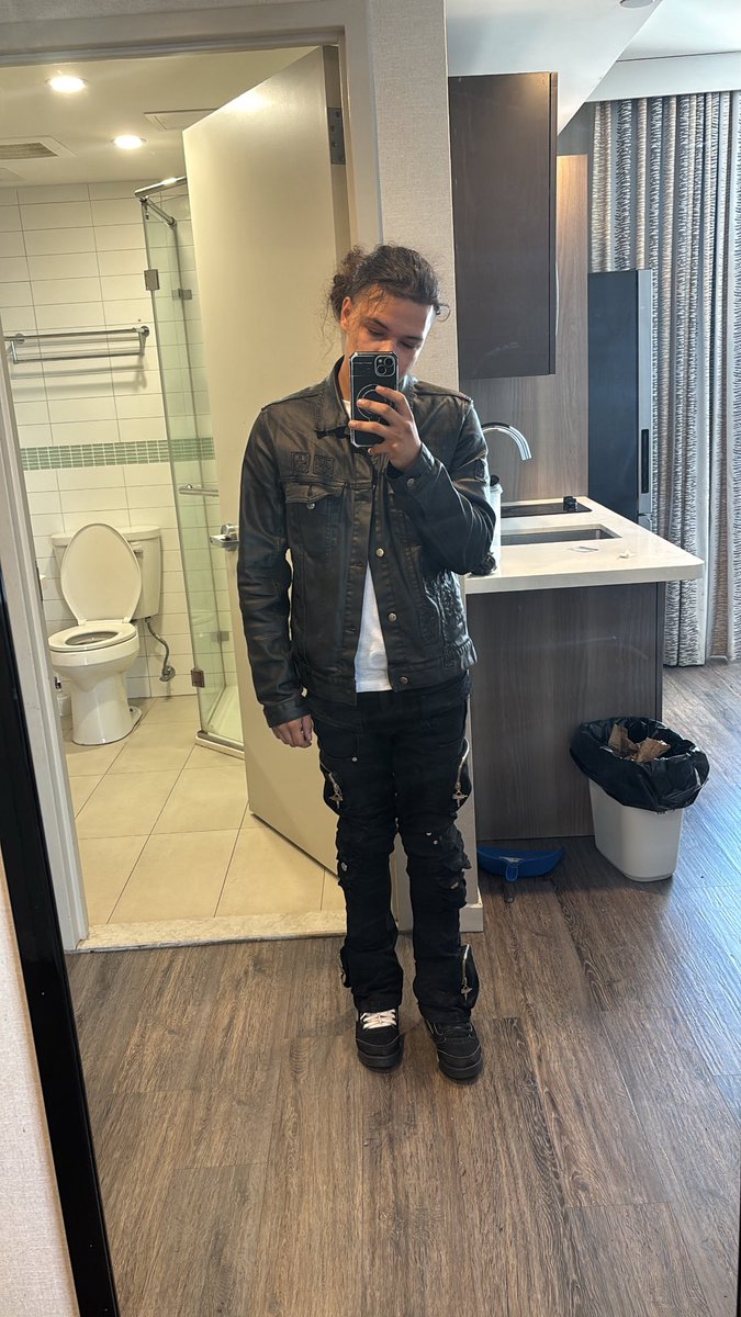 RalloOfficial's tweet image. I’m still yours! ‘ , tell me where did I go wrong?🫩💔