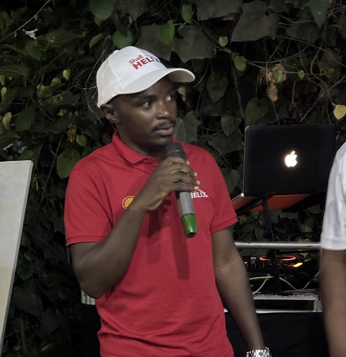 Pages 🇺🇬 tweet media