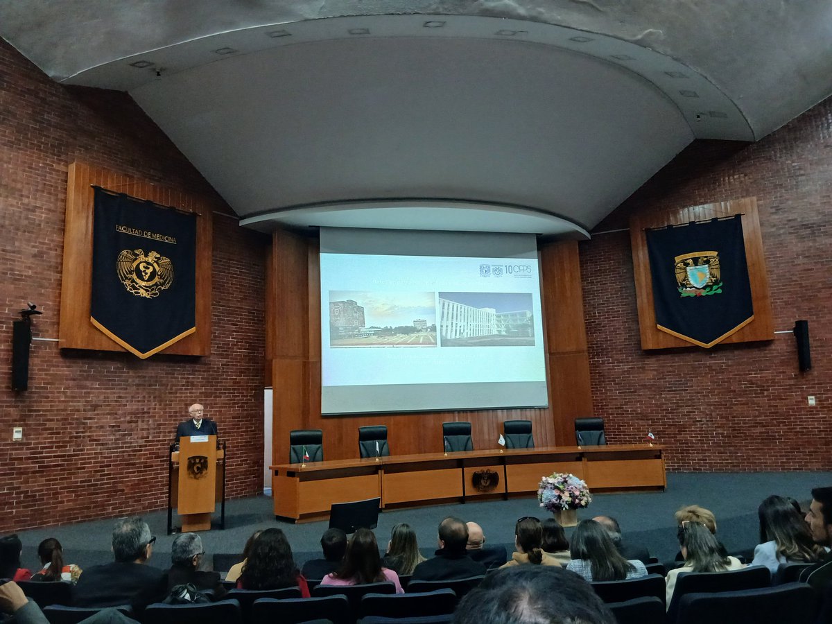 cippsunam's tweet image. Muy interesantes los datos mostrados por el Dr. @JoseNarroR en su conferencia magistral "Retos en población, políticas y salud en México" #10AniversarioCIPPS