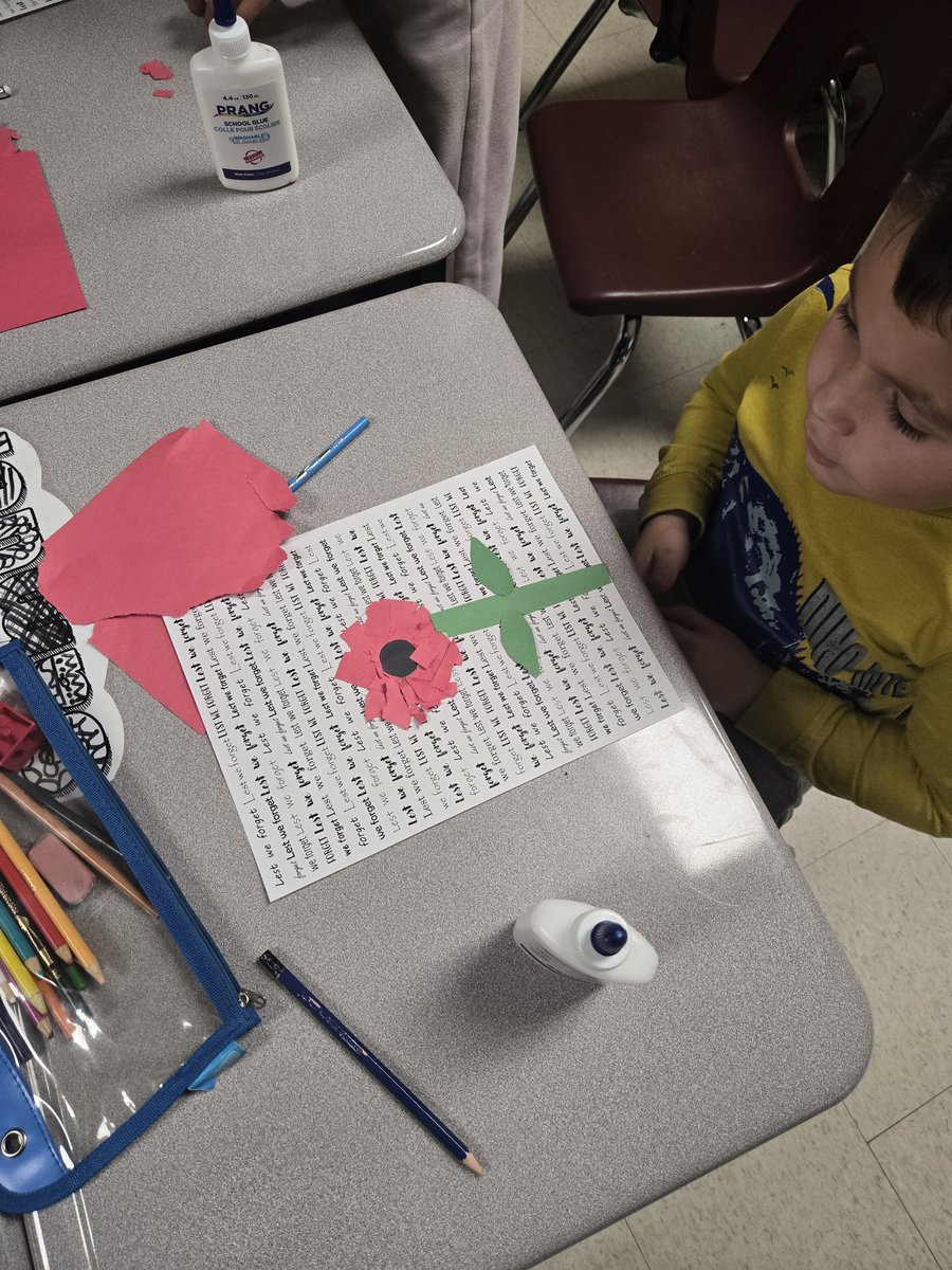 Working on a Remembrance Day craft....stay tuned!