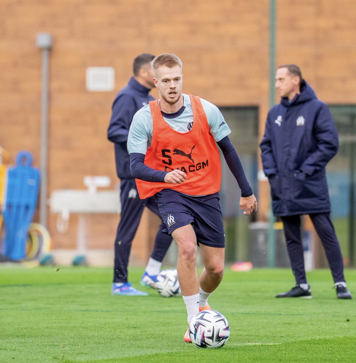 L’OM revient demain.

#TeamOM #OM