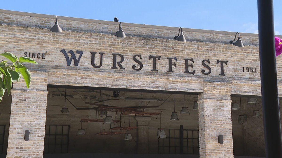 IT'S TIIIIIMMMMMMMEEEEEEEEE 🇩🇪🍻🍺

Who're we gonna see there??? 👀