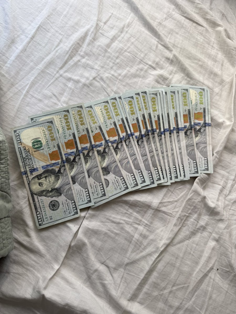 Mafiatiies's tweet image. Get money, Be a ghost🛰️ #WIZMAFiA🧙🏾 #LLDAMEN🕊️ #FREEDAMEN⛓️‍💥 #DC