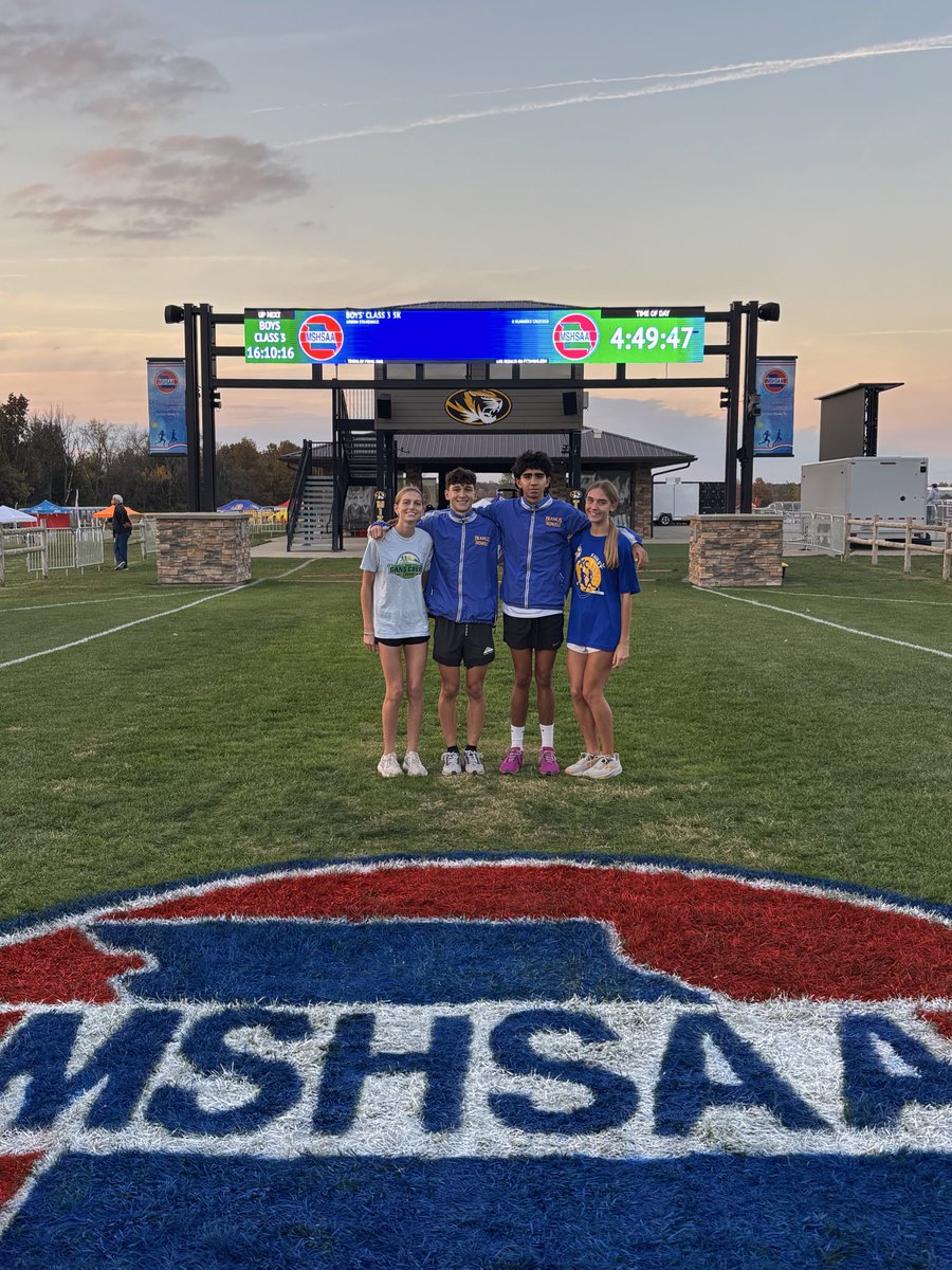 Howell Track & XC tweet media