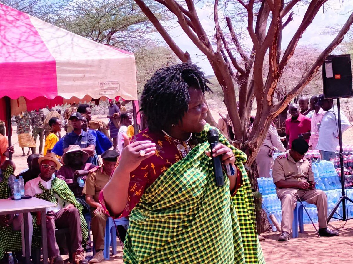 CSBeatriceMoe's tweet photo. At Nakukulas, Turkana East for community barasa on oil and gas engagement. https://t.co/fTy3LQbkpF