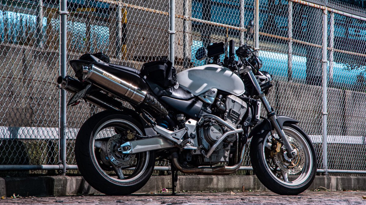 IV_CB900Hornet's tweet photo. 数年ぶりに社外マフラーにしました
モリワキZERO
#CB900Hornet #ホーネット900 https://t.co/rukAUQ2p25