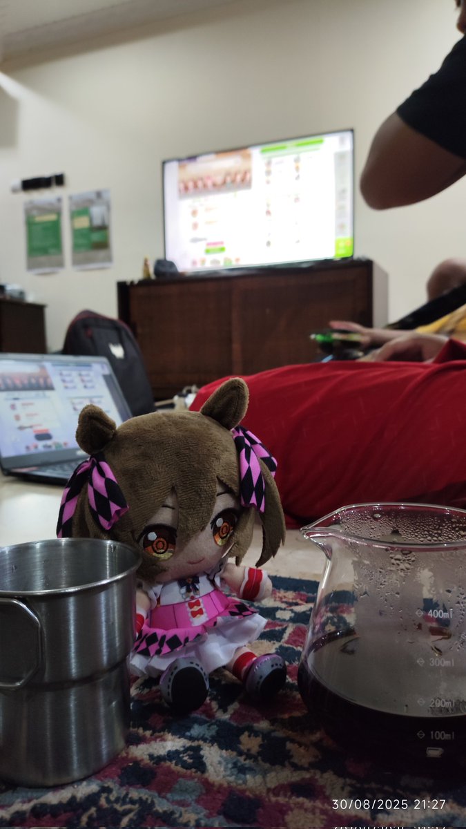 PeterMuller237's tweet image. Booster ☕ 
#umamusume #umamusumeprettyderby #smartfalcon