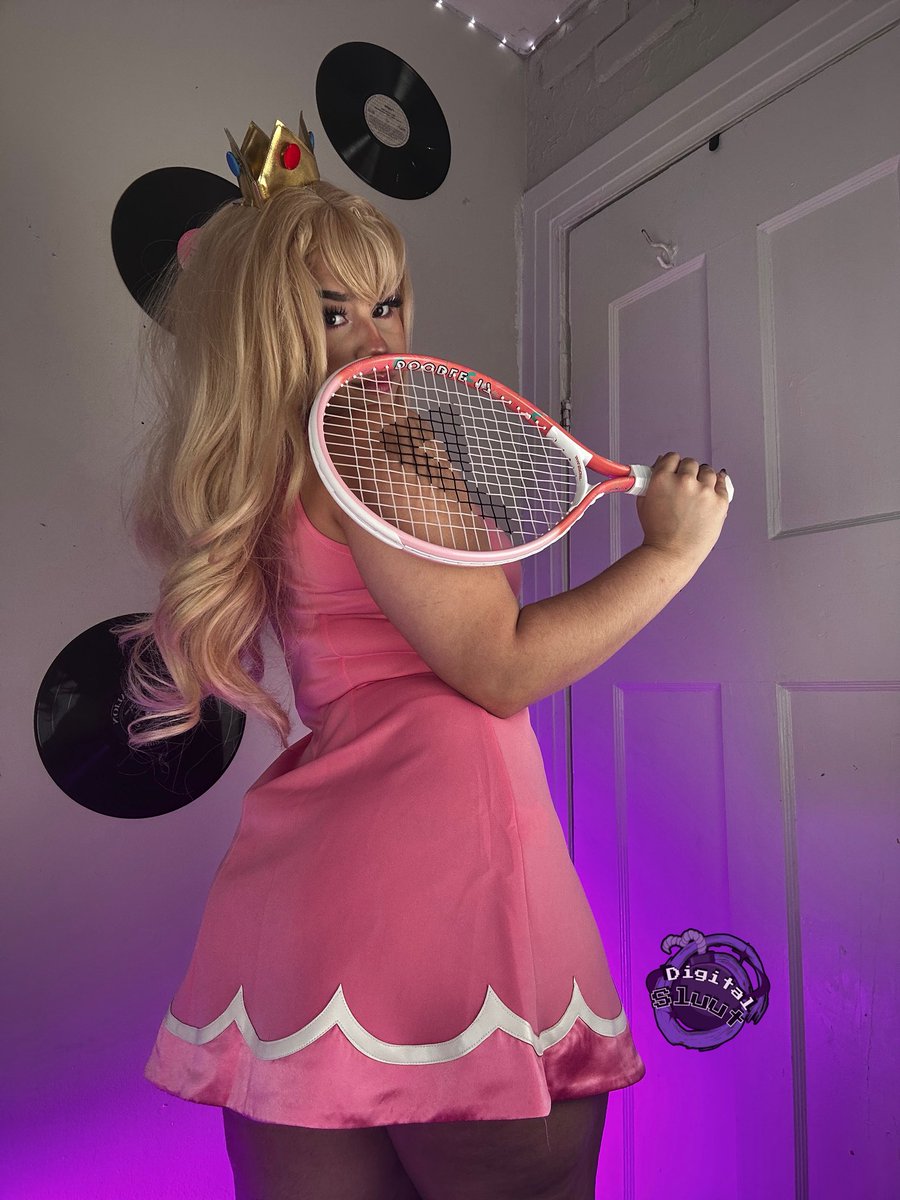 aninternetbat's tweet photo. peach wins ✨ https://t.co/tS11xVUSY4