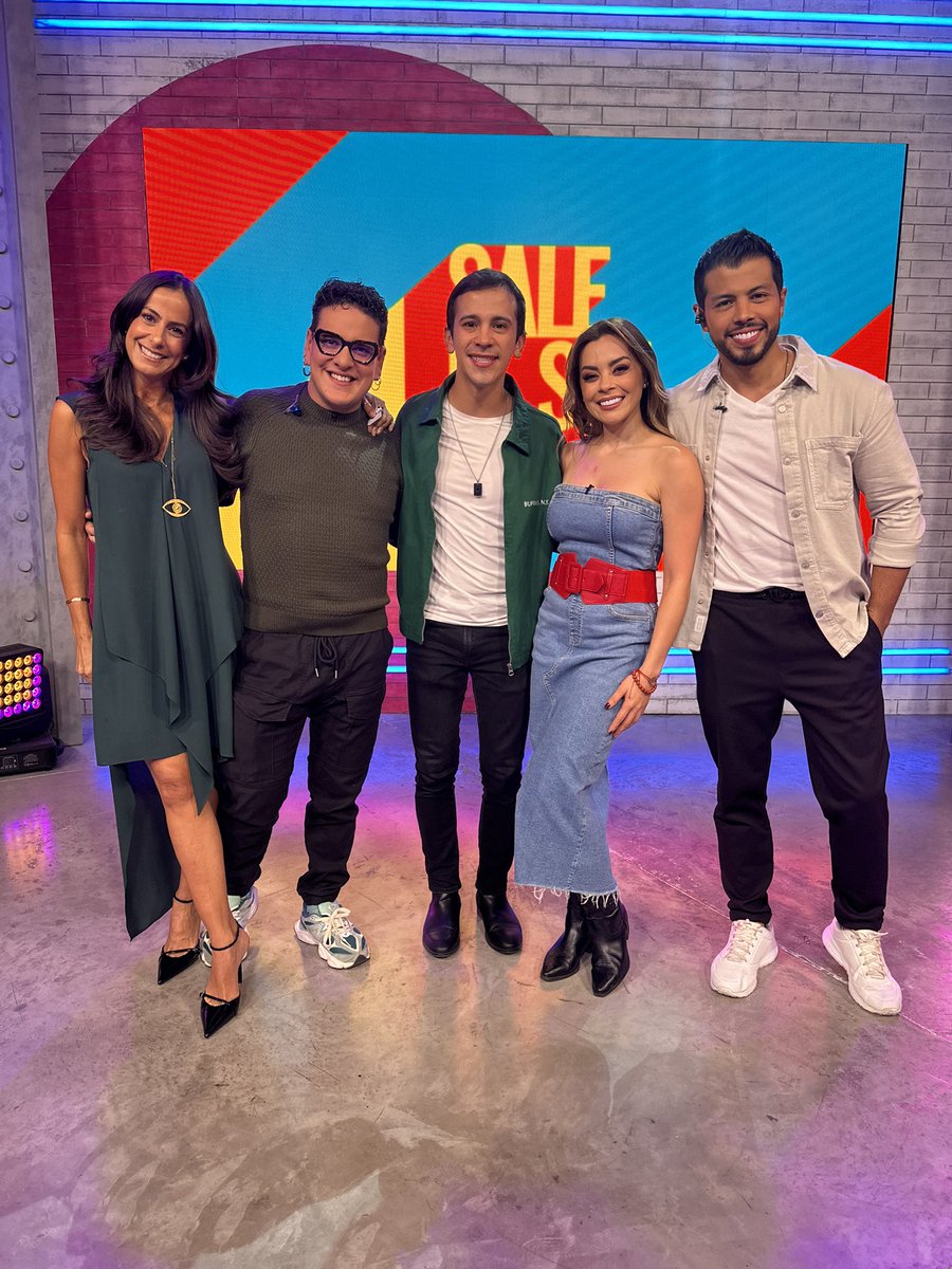 ¡Muchas gracias <a href="/palomaresmagic/">Roberto Palomares</a> por visitarnos este viernes en #SaleElSol! 🤩🕺🏻☀️📺