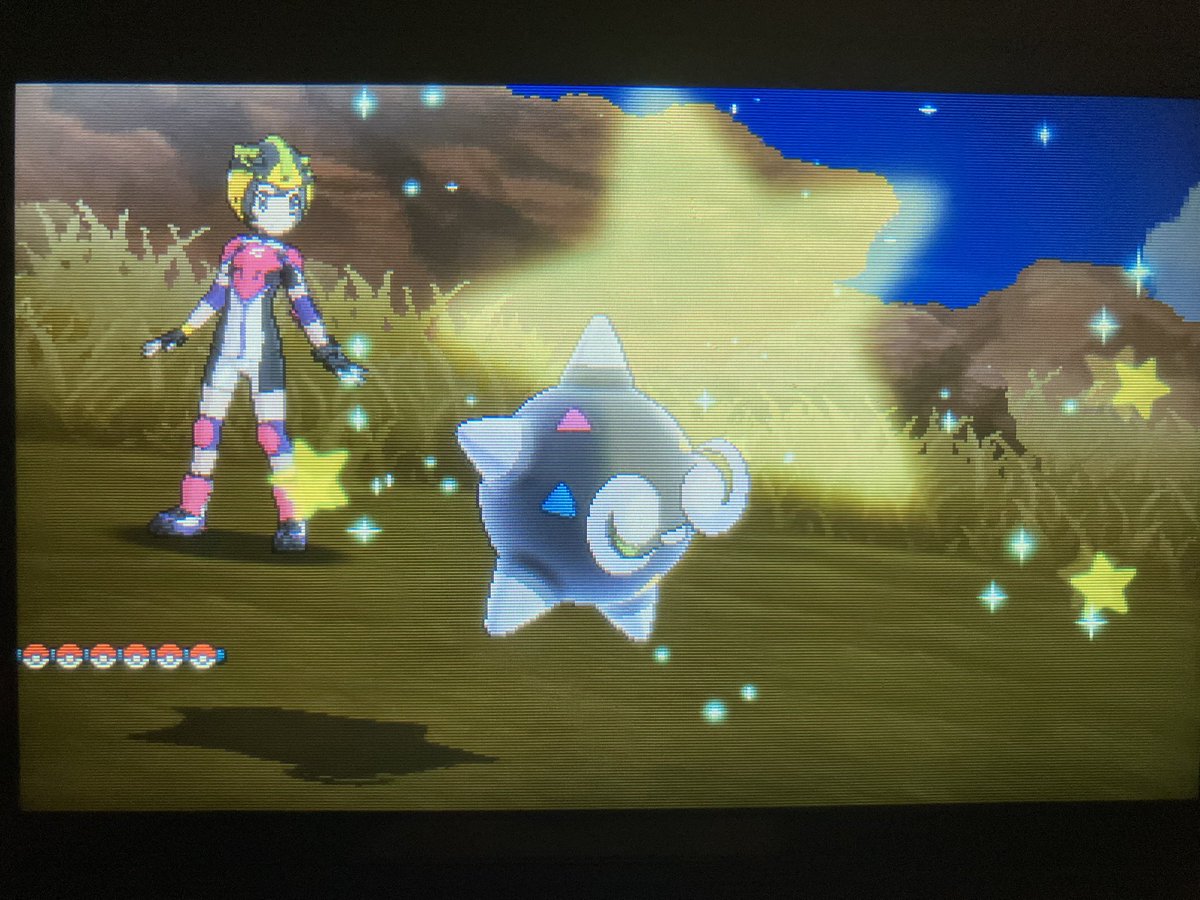 MMidare's tweet photo. I freaked out so bad !
Shiny Minior after 4956 re's on phase 3 !
A nerve-racking hunt, you really have to stay focused on this one.
20/113 https://t.co/HOrmIt8Q3D