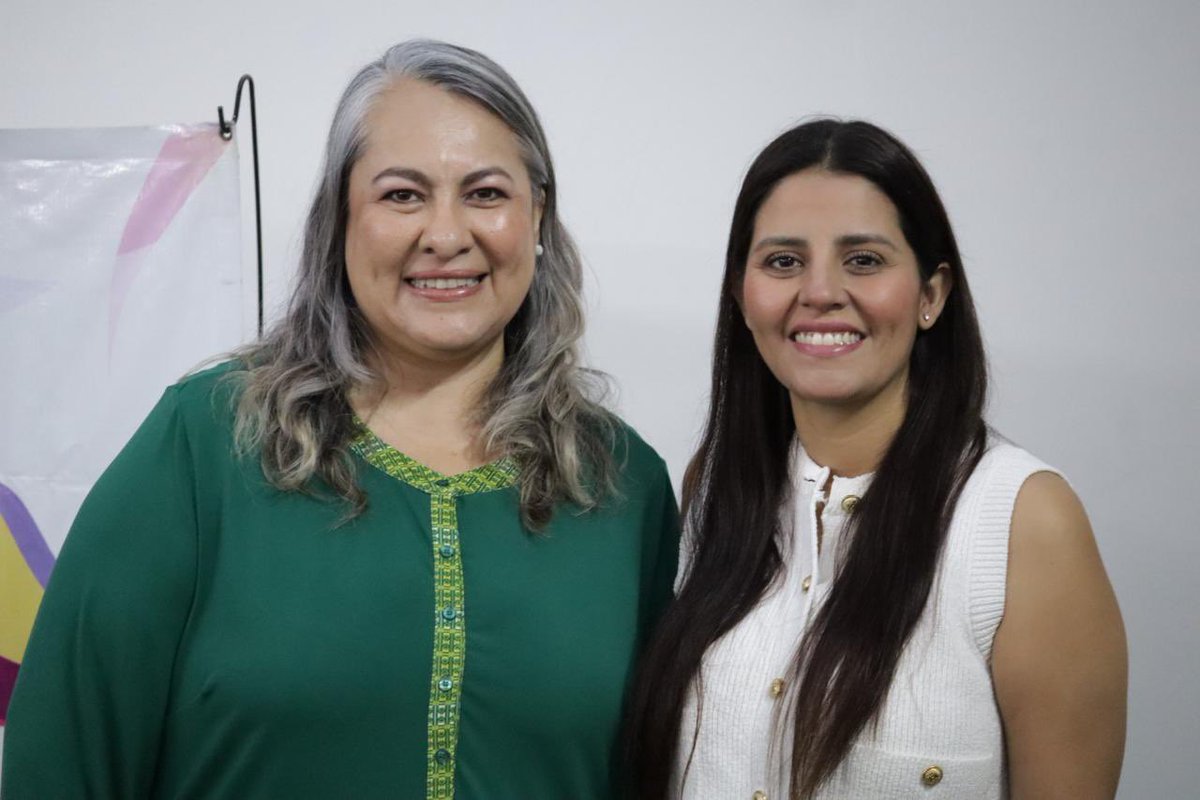 Como síndica municipal, acudí al evento encabezado por el alcalde José Luis Urióstegui Salgado, donde se llevó a cabo la firma de un convenio de colaboración con la Comisión de Derechos Humanos del Estado de Morelos.