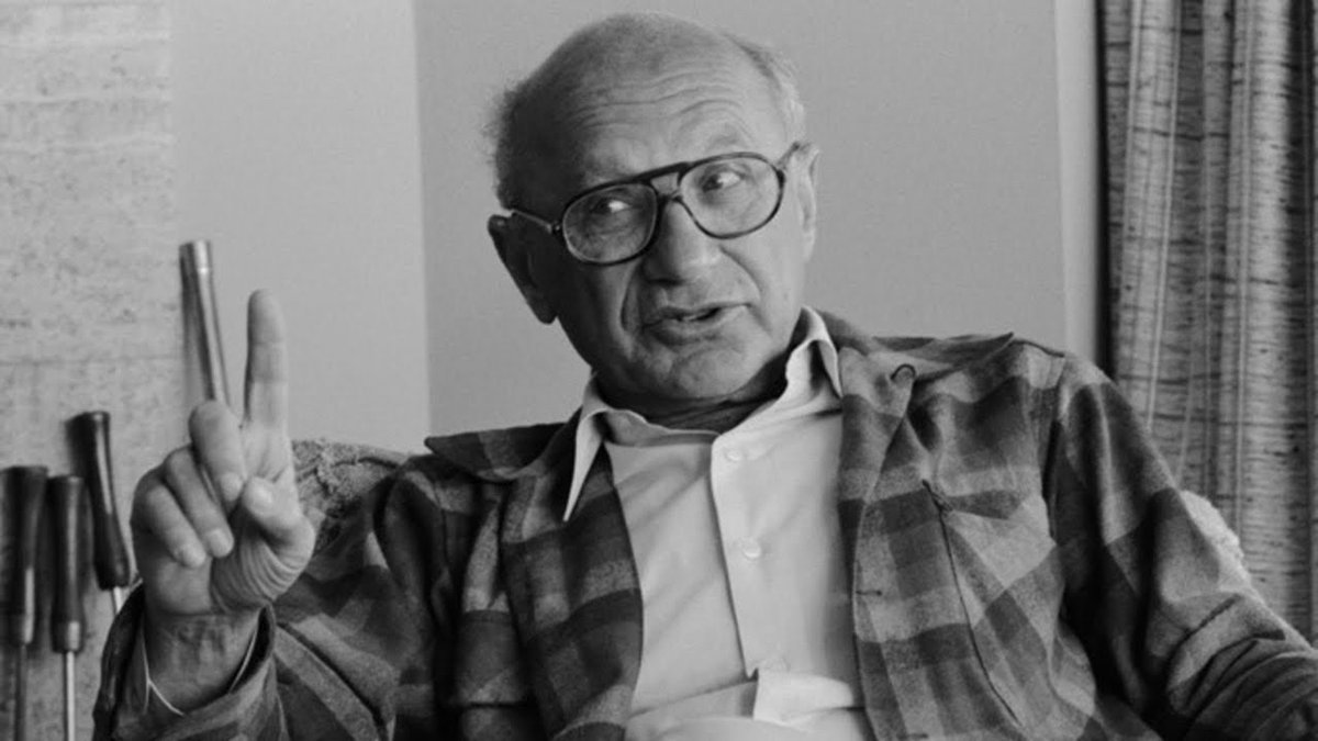 "El gran enemigo de la libertad humana es el gobierno. Al sacarnos el dinero de los bolsillos y gastarlo, destruye nuestra libertad"

Milton Friedman