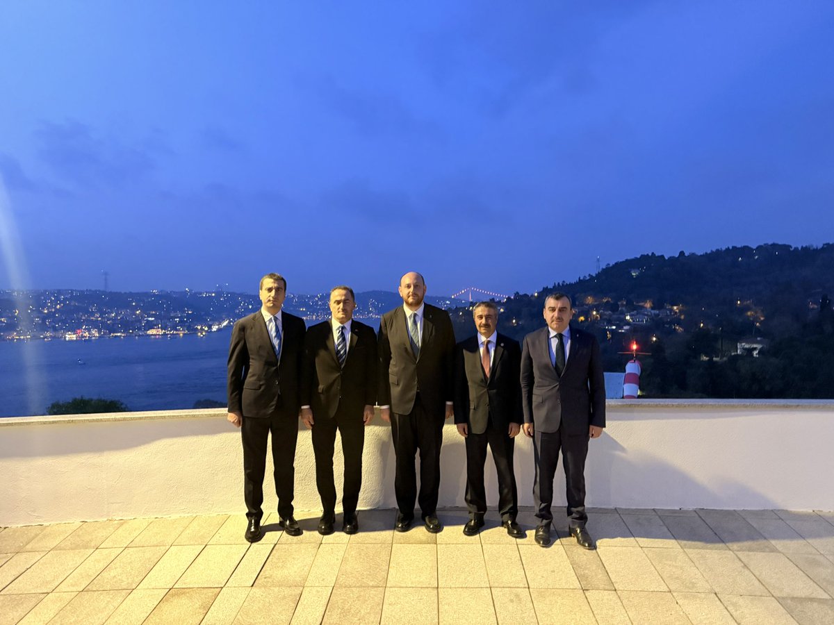 📍İstanbul

Yapılan yoğun istişare ve değerlendirme çalışmalarımızın ardından, Cumhurbaşkanımız ve Genel Başkanımız Sayın Recep Tayyip Erdoğan’ın tensipleriyle;
📍Bitlis İl Başkanlığına Engin Günceoğlu,
📍Elazığ İl Başkanlığına İbrahim Sencer Selmanoğlu,
📍Tunceli İl Başkanlığına