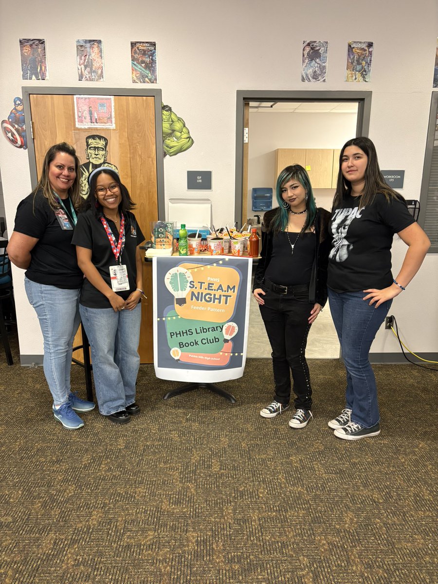 AnaMartinez_LMS's tweet image. Building community and hosting literacy night is a highlight of our library—a great turnout all around! We are Sparta! @PHills_HS