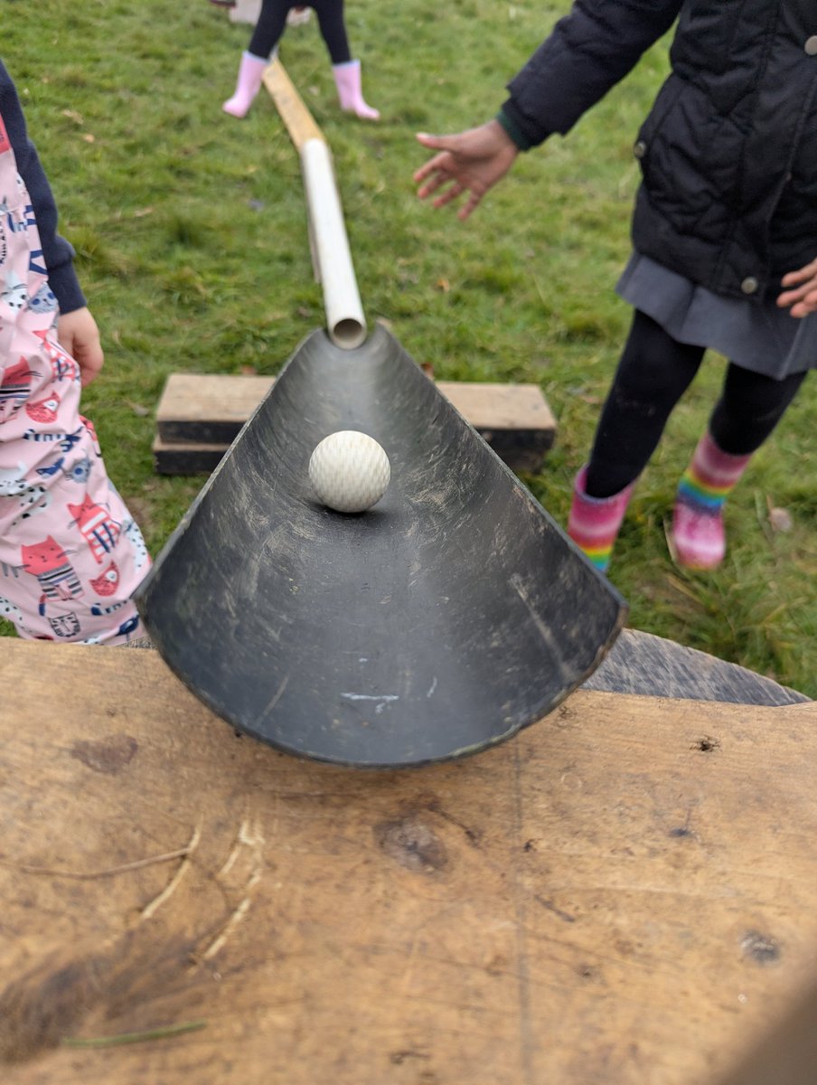leeks_dan's tweet image. A lovely Forest School session with early years this morning, lots of child led play and learning happening. Don't forget to follow us in Facebook at Aylesham primary Forest school 🌳🌳