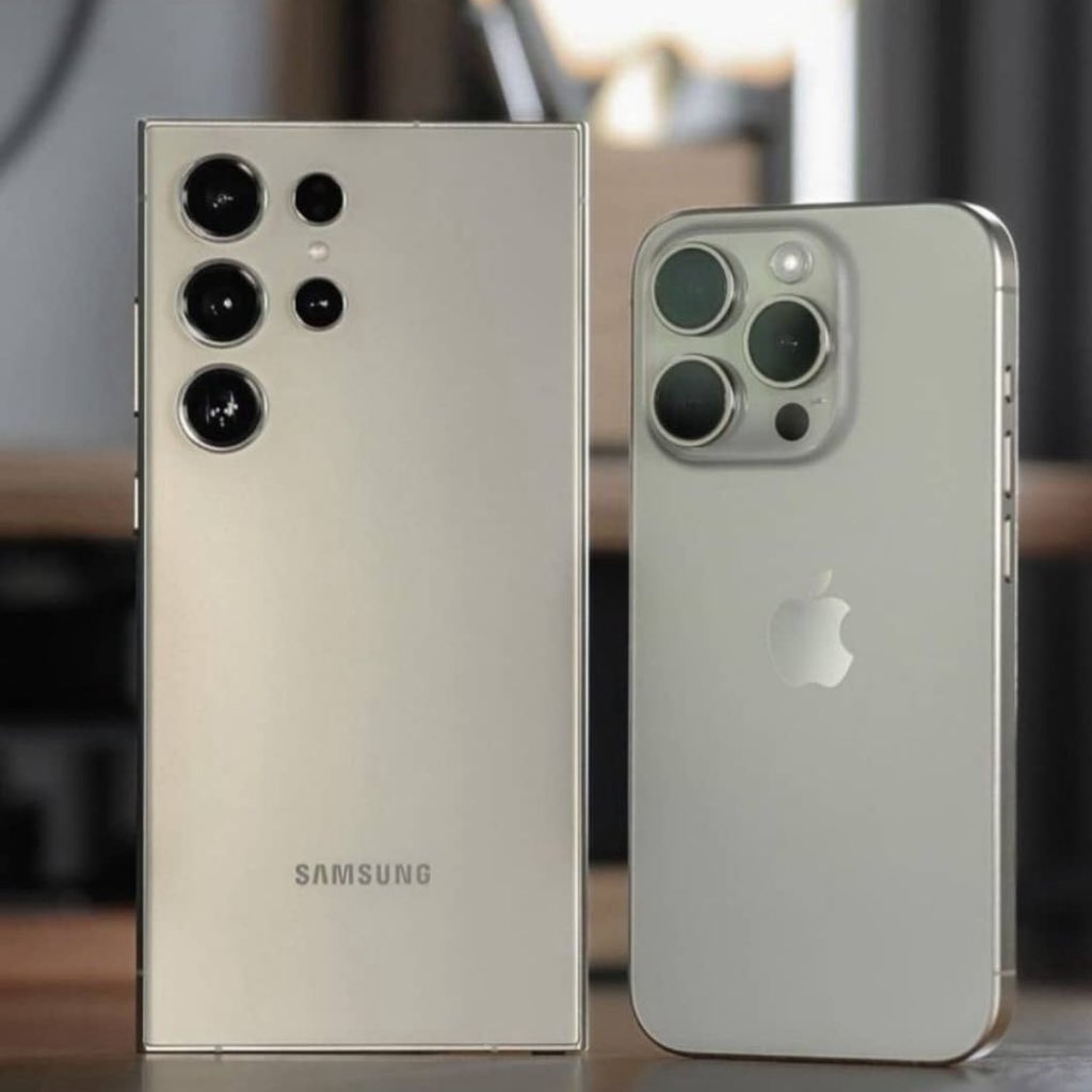 WhaleViewChart's tweet image. Pick one with Faith 
Drop acct details and retweet

iPhone 
Samsung