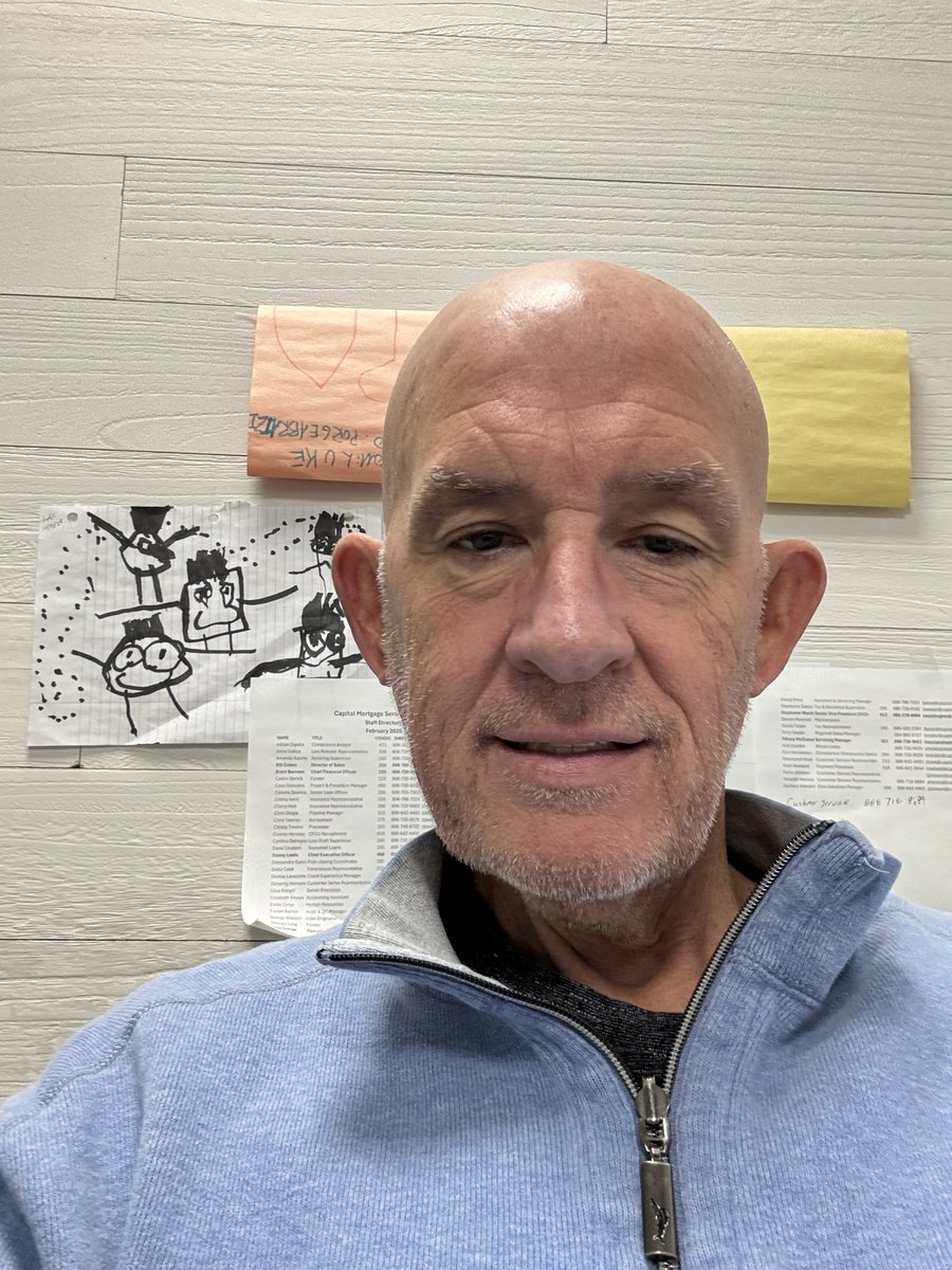 porgiewatson's tweet image. The guy in Speedway this morning asked me about my trip to Colorado. I haven’t left the TriState for a few months. As I was leaving I figured out that he thought I was this former Crimson QB. #NoShaveNovember #FitzMagic