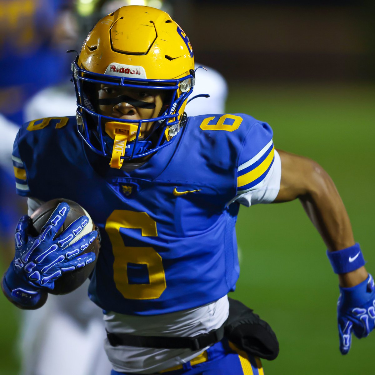 JohnCrossPhotography.com
The BGA Wildcats pounced on the Fighting Irish of Notre Dame early and often in their playoff victory.

Free Downloads found here:
johncrossphotography.com/bga-football