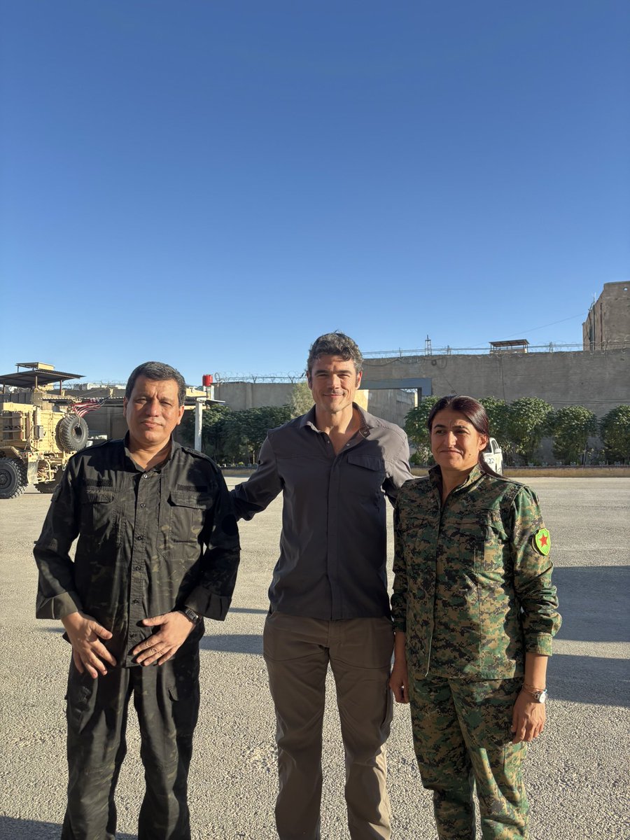 D_abdulkader's tweet photo. U.S. Director of the National Counterterrorism Center, @NCTCKent visits Kurdish leadership in Rojava. https://t.co/FDPERVEzEr