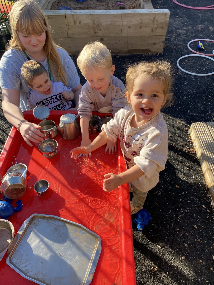 GrosvenorParkPr's tweet photo. We’ve been so busy having fun I’ve forgotten all about the camera this week! We’ve had sparklers, bonfires , dancing, crafting and all the laughs &amp; giggles. https://t.co/WY7xba8FpE