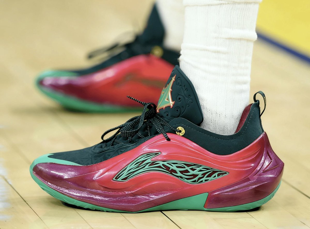 Jason6683834470's tweet image. Li-Ning Jimmy Butler JB4 - Red Shadow 
❤️❤️We sell worldwide with free shipping: antosports.com/products/li-ni…
…
#jimmybutler 
#redshadow 
#lining 
#liningsport 
#jb4
#jimmybutlerjb4