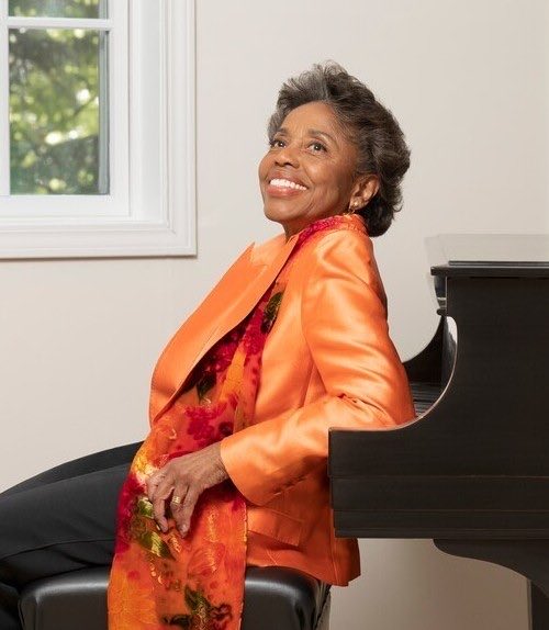 peerclassical's tweet image. Congratulations to Tania Leon, whose orchestra work “Raices” has been nominated for a 2026 @RecordingAcad Award in the Best Contemporary Composition category! Further congrats to @LPOrchestra and its music director Edward Gardner. 
@peerclassical @peermusic @ComposersNow