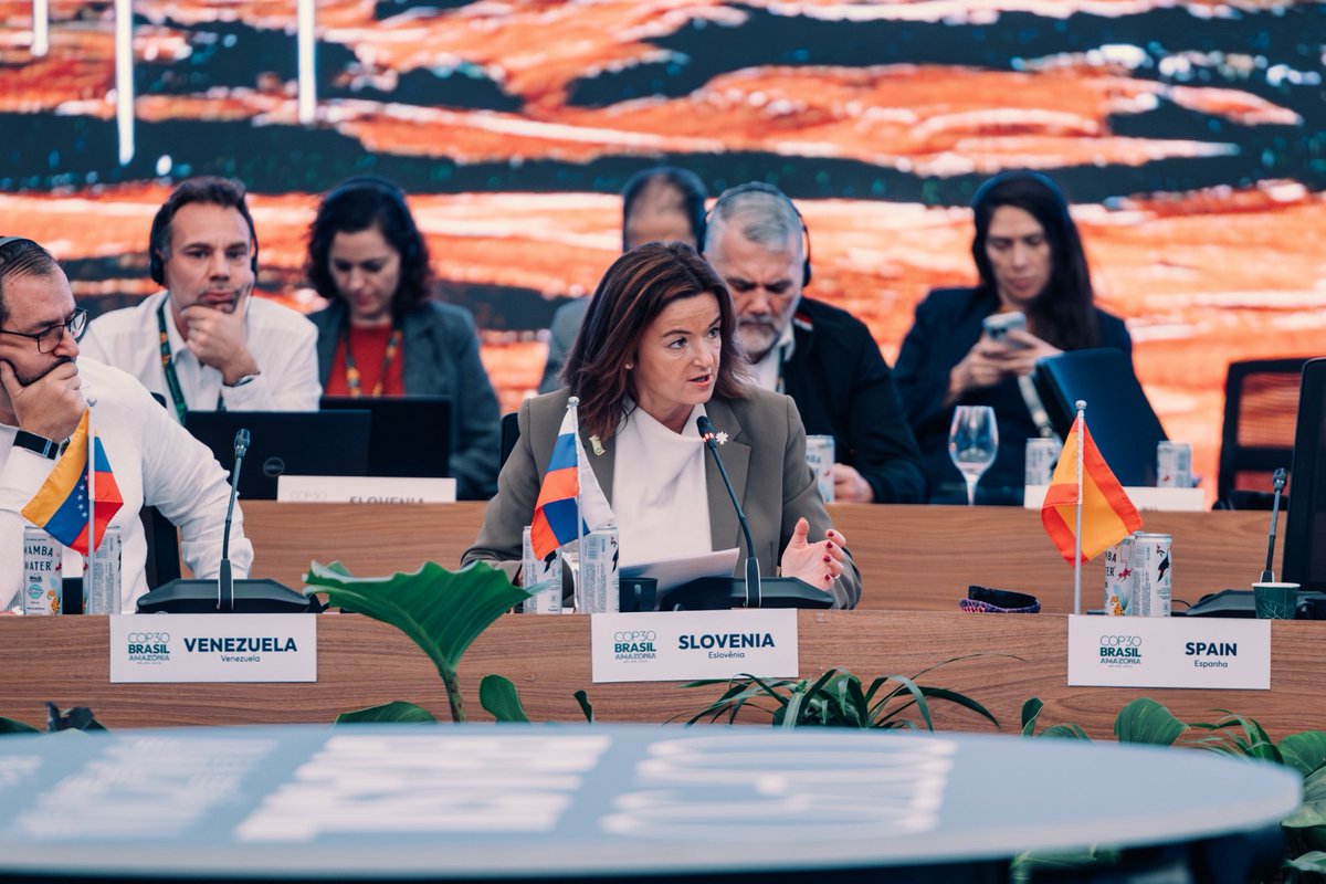 MZEZ_RS's tweet image. “🇸🇮 is strongly committed to a clean, just &amp;amp; competitive energy transition w/ the goal of becoming climate-neutral by 2045. 

By more than doubling our solar ☀️ power capacities in the past 3️⃣ years, we’re contributing to #COP28 energy goals. 
 
W/ reducing our dependency on