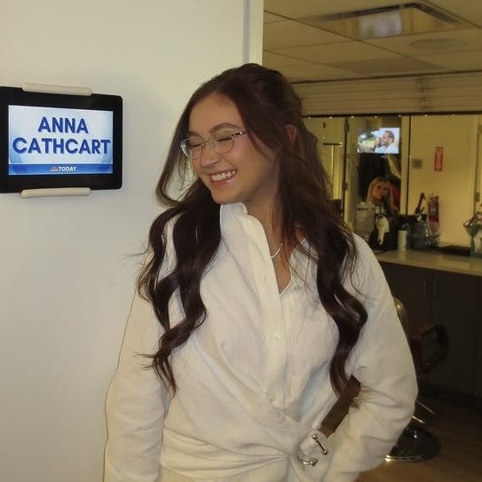 𝐬𝐮𝐧𝐧𝐢𝐞. ☀️ mooncovey pilled tweet media