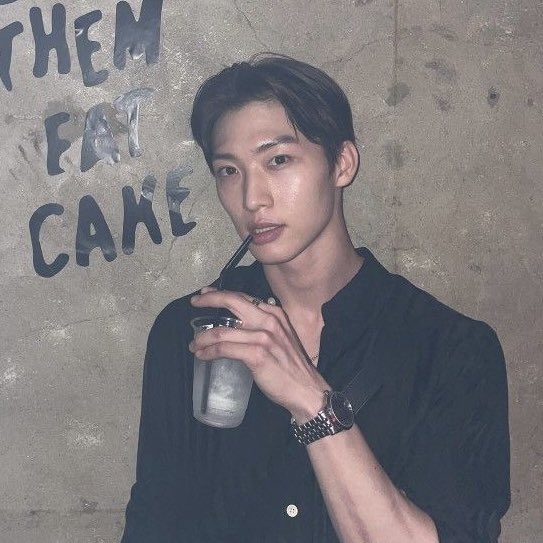 𝐬𝐮𝐧𝐧𝐢𝐞. ☀️ mooncovey pilled tweet media