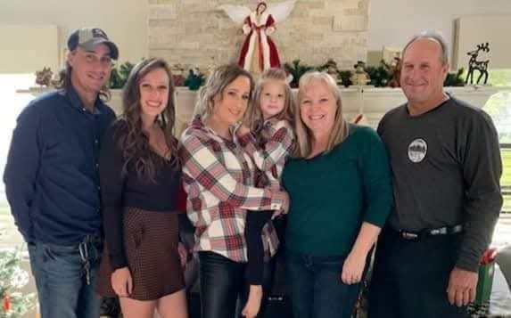 NancyCarrow's tweet image. Happy Heavenly Birthday @KellyCarrow! Dad and I miss you every day and will continue to live your words.. Always Live Life to the Fullest and Trust that God has a Plan. Faith. Family. Friends. Miss you &amp;amp; Love you forever! ❤️🌻 #KC #GoneButNeverForgotten