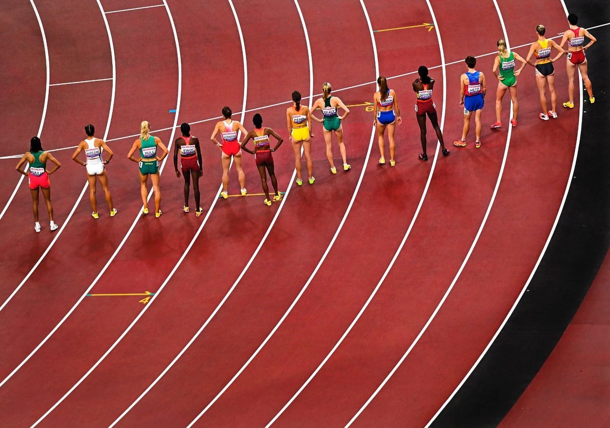 TrackFieldImage's tweet image. 1500m .  Tokyo World Championships 2025. 
.
.
.
.
.
#1500m #trackandfield #athletics #tokyo25 #womensrunning #jeffcohenphoto instagr.am/p/DQw8rIakqiK/