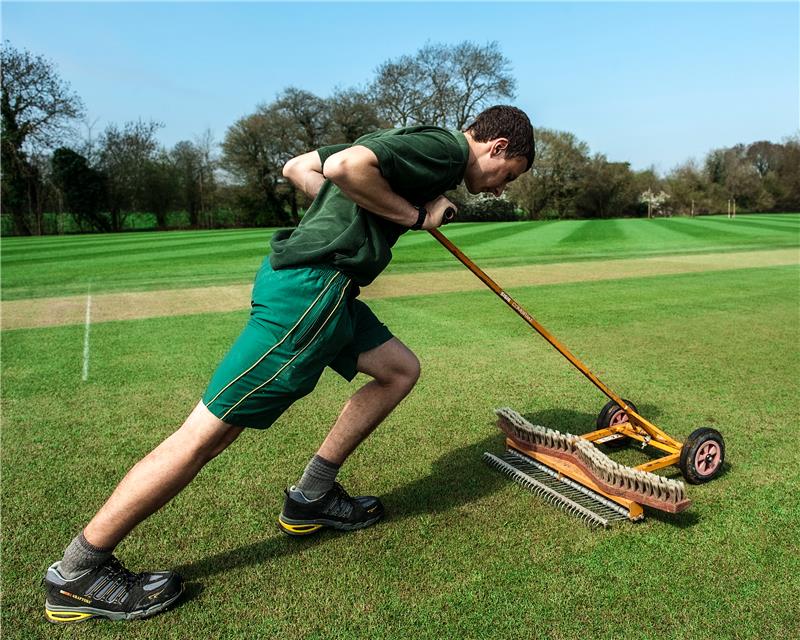 Grounds staff from across Lancashire are invited to attend an online workshop led by Andy Welsby, Regional Pitch Advisor and Lancashire County Pitch Advisors.

📅 Date: Wednesday 19th November
🕖 Time: 7:00 PM (online) 

This session will provide professional tips and practical