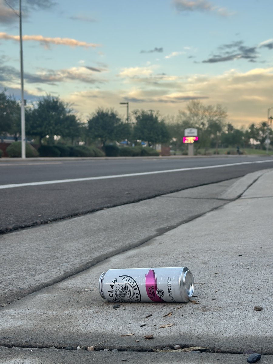 In this week's episode of why you shouldn't litter 👀