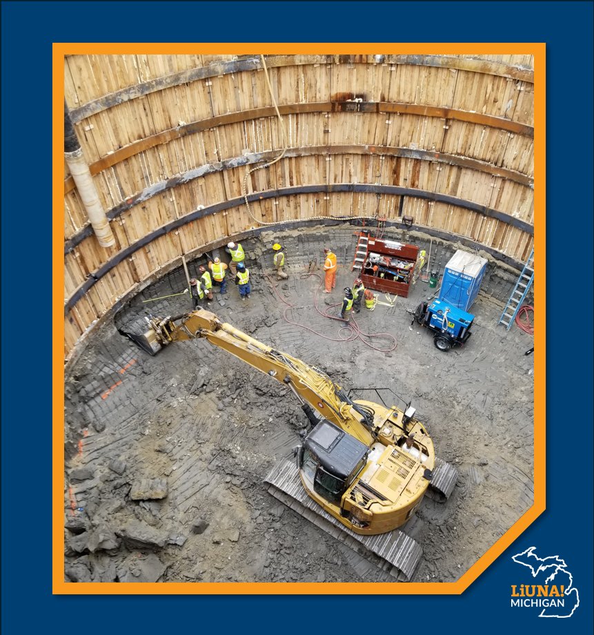 MiLaborers's tweet image. No project is too big when we work together! Shout out to our members at #LaborersLocal1191 who worked hard on the tunneling project on I-75! #ThatFridayFeeling #UnionStrong #FeelThePower 💪