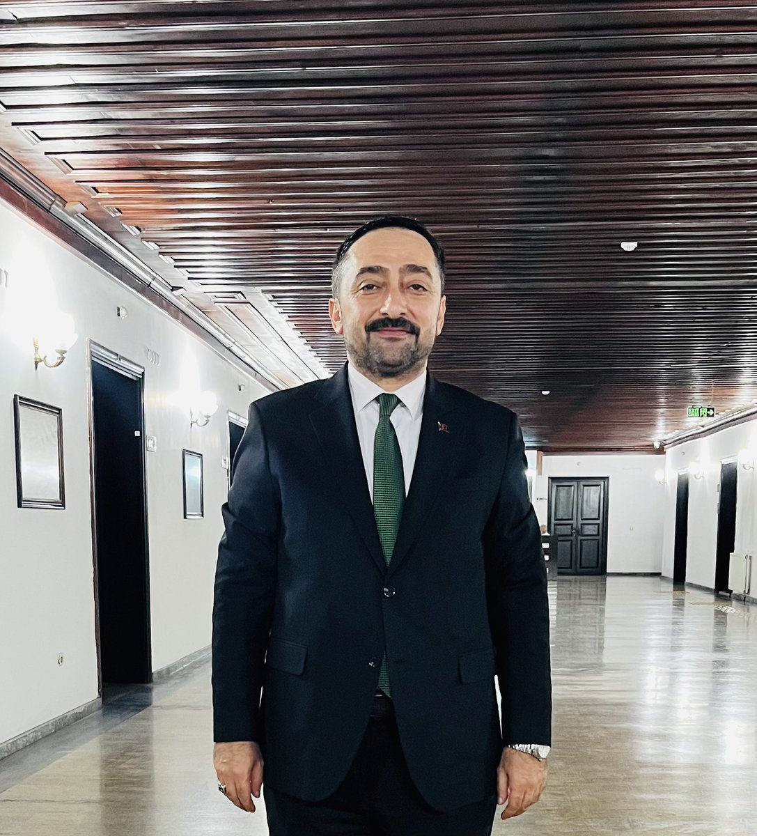 Kıymetli arkadaşlarım, değerli üyelerimiz; 22 Kasım 2025 Cumartesi günü gerçekleştirilecek olan, 8. Olağan Şube Kongremiz ile ilgili yapılması gereken iş ve işlemler tarafımızdan tamamlanmıştır. 

Gelinen bu son süreçte, dört yıla yakın süredir ifa ettiğim Türk Eğitim-Sen Bolu