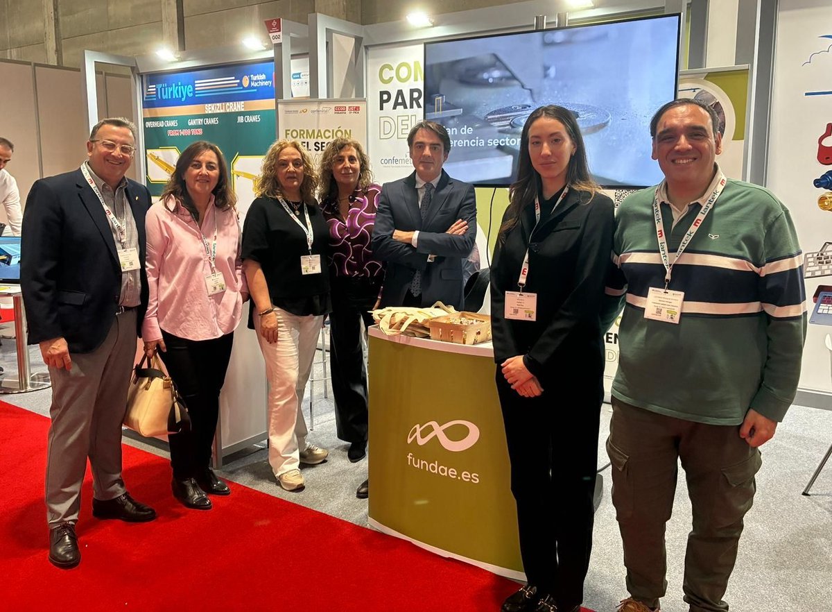 Industria_CCOO's tweet image. Estuvimos en #AdvancedManufacturing, la feria sectorial del metal

Apreciamos el impacto de la transformación digital en las empresas del sector 👍🏽

Apostamos por la formación continua y de calidad de las personas trabajadoras para mejorar su empleabilidad y recualificación