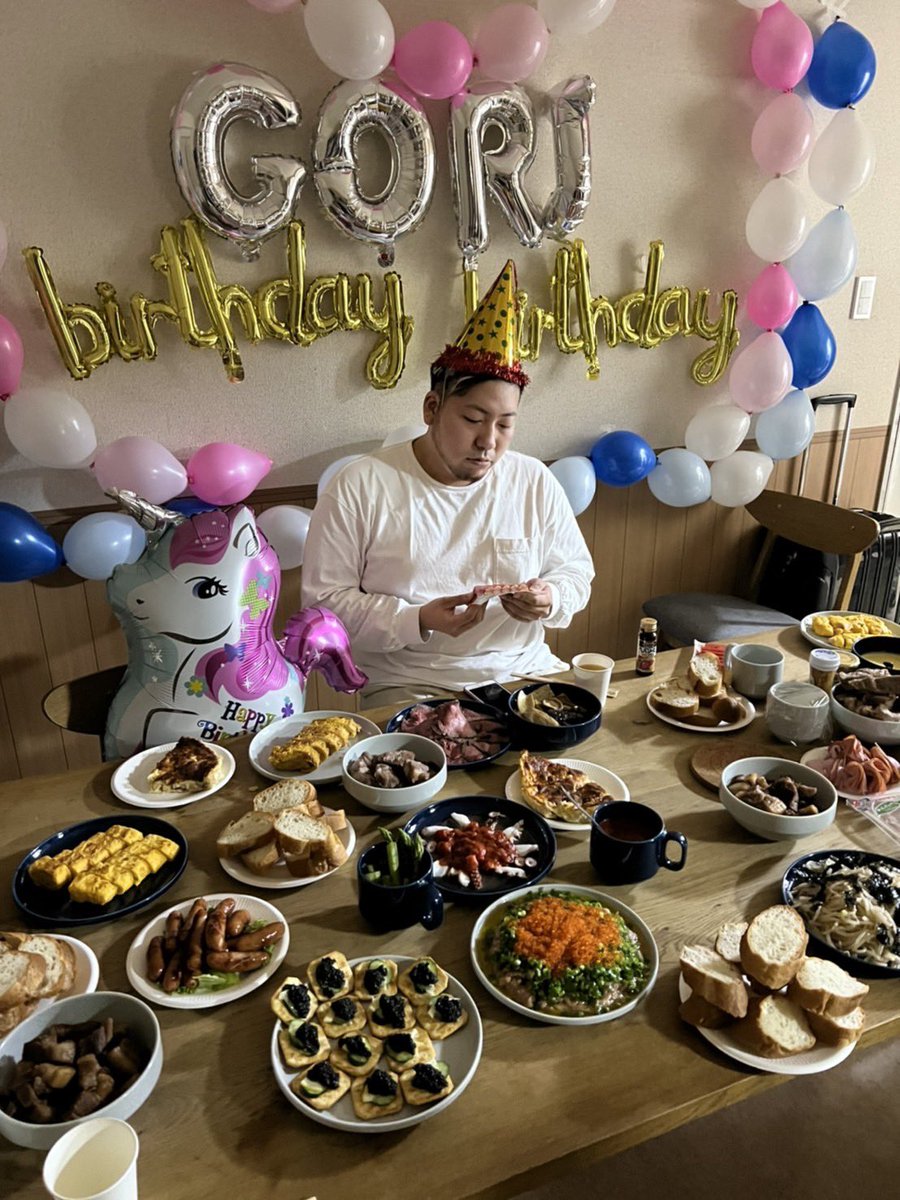 12/5は誕生日なので、今年も心と懐に余裕のある方はお祝いしてください‼️‼️‼️‼️

懐に余裕のない人は12/5〜6のイベントに来てください‼️‼️
心の余裕のない人はこれからもゴリアテを見て元気出してください‼️‼️‼️

amazon.jp/hz/wishlist/ls…