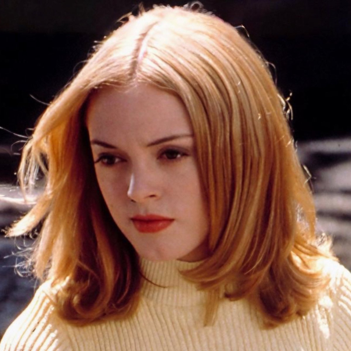 CrockerQueen97's tweet photo. On #IMBD it says @offisabelmay is #TatumPrescott it sounds so much better then #TatumEvans witch makes me think #Mark could be her step father... #Scream7 Rip #TatumRiley @rosemcgowan https://t.co/zrAkNMgvUm