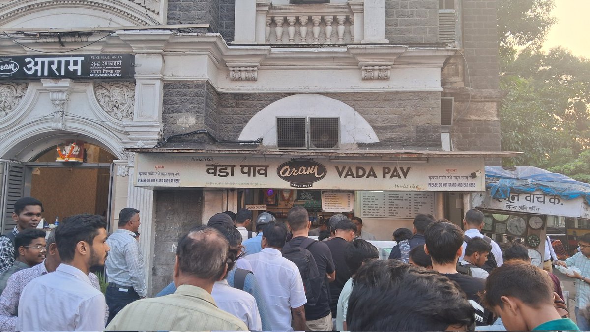 The Global Transits tweet media