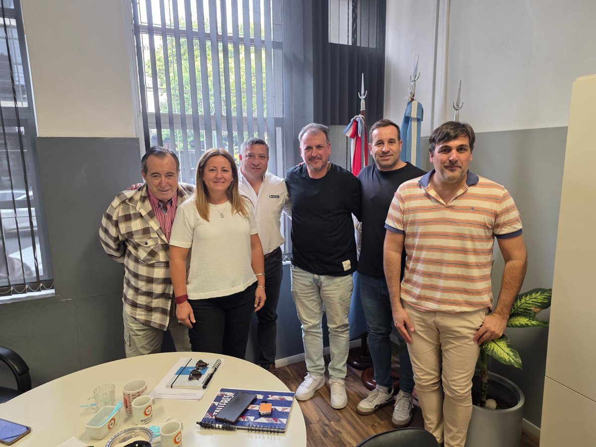 Ojo con lo que sueñas, porque podría hacerse realidad. Gracias Flia. Carbó por el apoyo incondicional y la predisposición a sumarse a éste gran desafío. #escueladefutbolistas