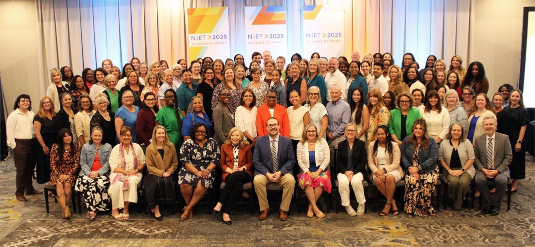 ChristinaHulin's tweet image. What am I thankful for this November? The opportunity to work with all of the amazing leaders @NIETteach!  Surrounded by passion, grit, and greatness day in and day out🧡 #ThankfulForLearning @TheresaHamiton