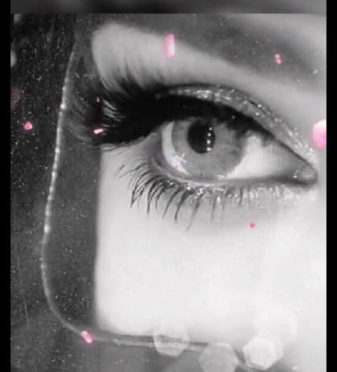 أعتني بقلبك جيداً ..
لأنهُ يظهر على وجهك ..
مـسـآء آلورد  🌹🌹