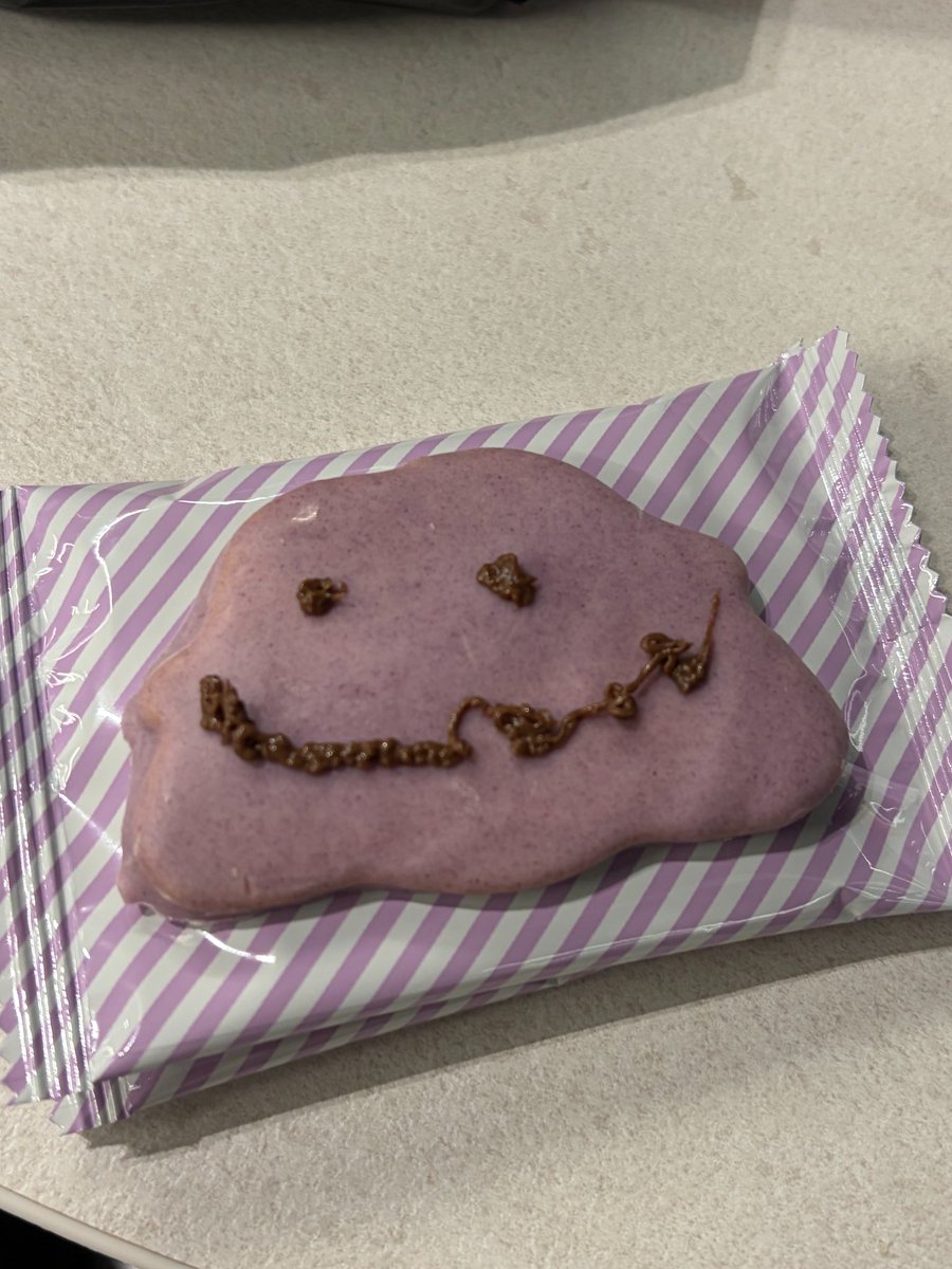 shanmbin's tweet image. Metamong mishap happened (nauuurrr ㅠㅠ) but luckily my art senses came to the rescue (kinda).