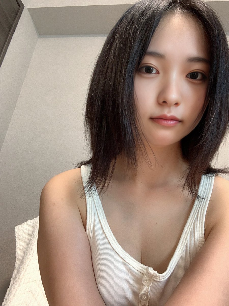 Elixirale's tweet photo. 今日も1日お疲れさま😙
お仕事中の方は頑張れ😌 https://t.co/oz54ZUmDv8