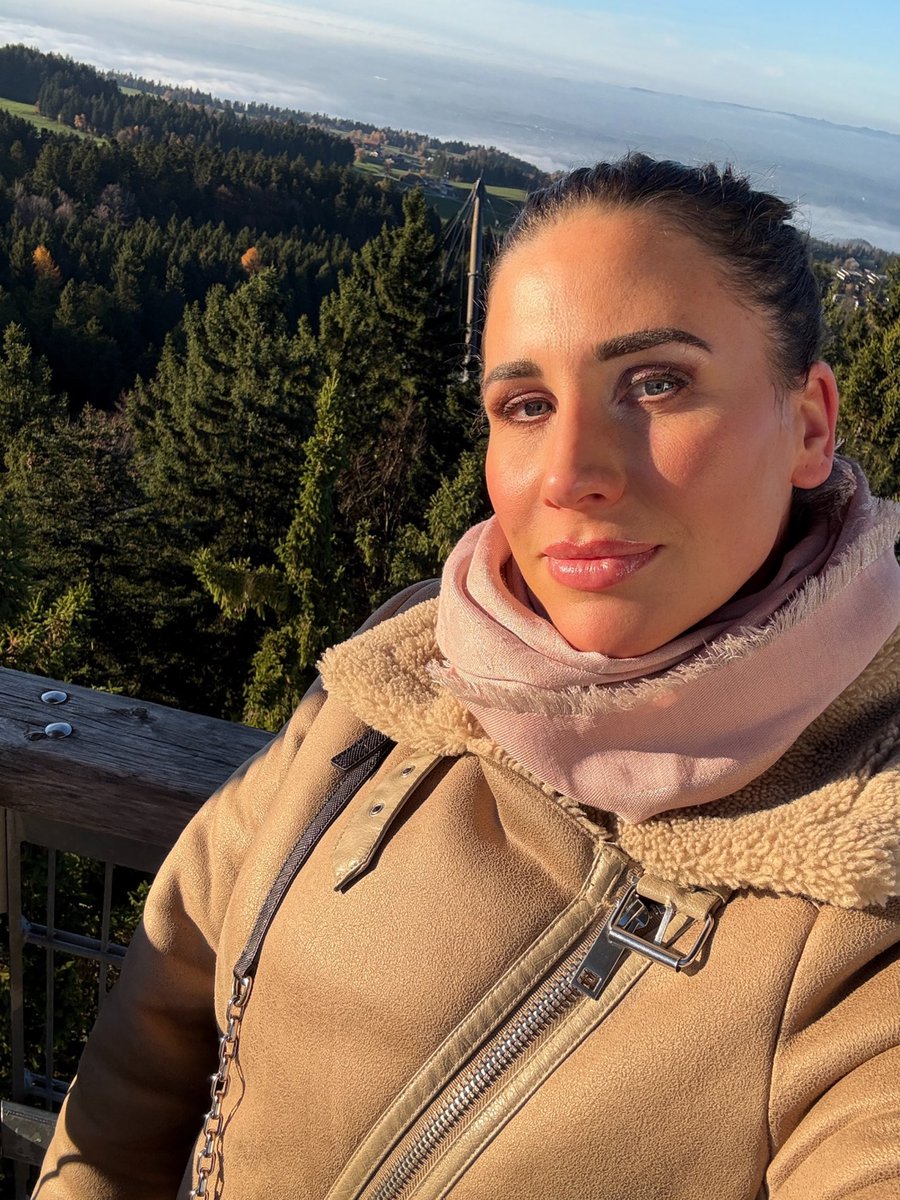 Guess where I am 🙂👀….