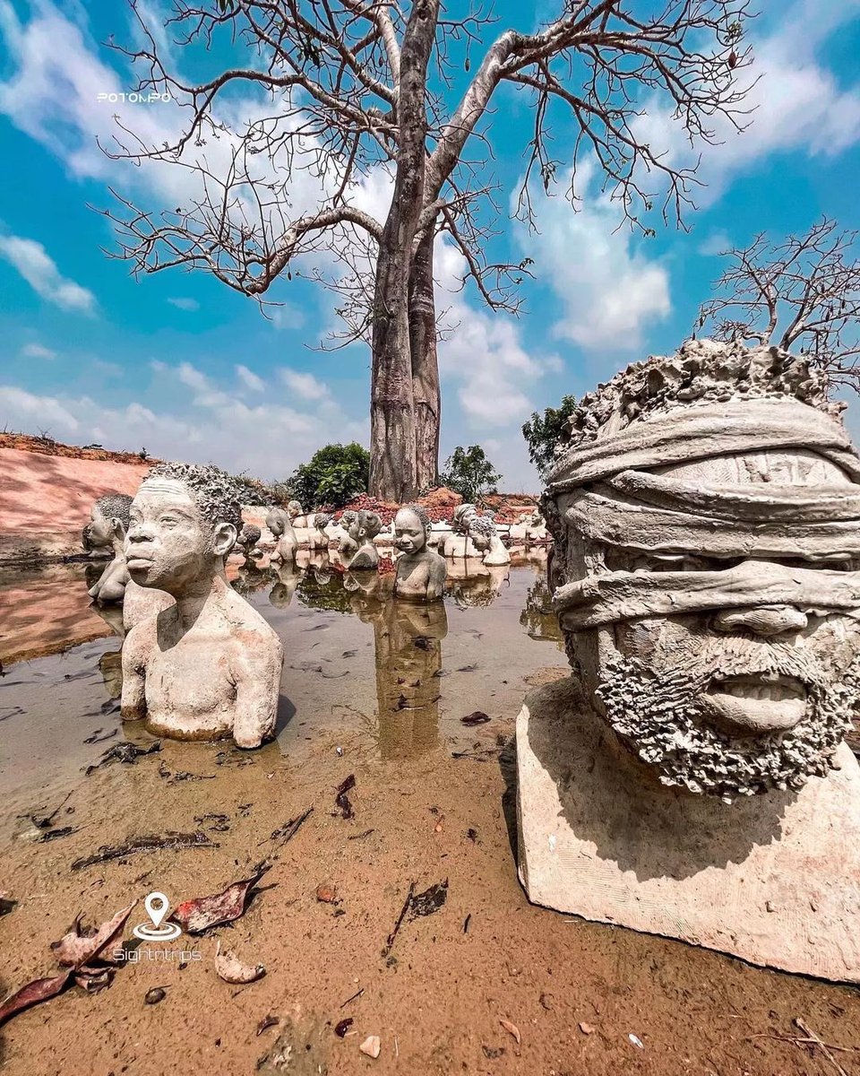 roamcrew_gh's tweet photo. @gyaigyimii Nkyinkyim Museum is a one-of-a-kind outdoor art space that beautifully tells the story of African resilience, heritage, and identity. Through powerful sculptures, it takes you on a journey that connects the past to the present https://t.co/57fgY8BXXq