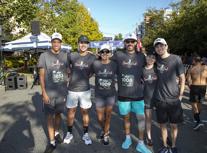 ✨ The memories (and those matching Shuffle shirts) are too good not to share! Race photos from this year’s South End Shuffle are up and ready for free download. 🙌 Find your favorites #LinkInBio and tag your race-day crew!