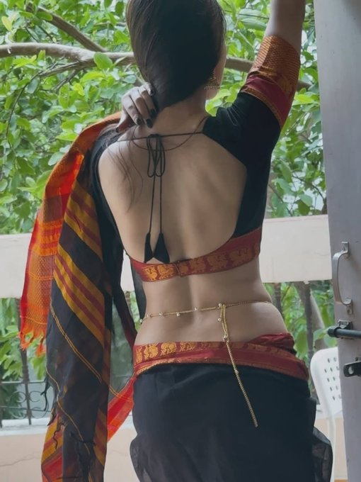 G5KElFeacAAv9Uc?format=png&name=small